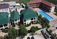 Отель Круиз в селе Счастливцево