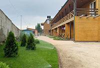 Готель Lumber у селі Щасливцеве