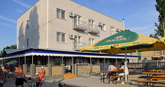Отель Набережный в Бердянске