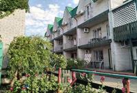 Готель Адажіо в Кирилівці